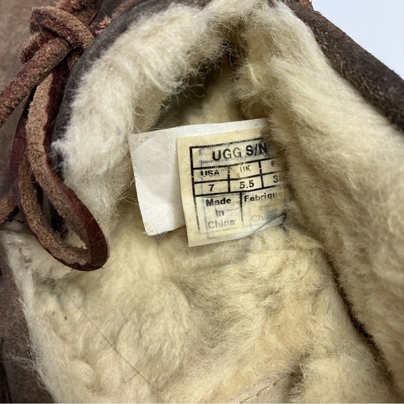 UGG fur lined slippers size 7 - Picture 6 of 6